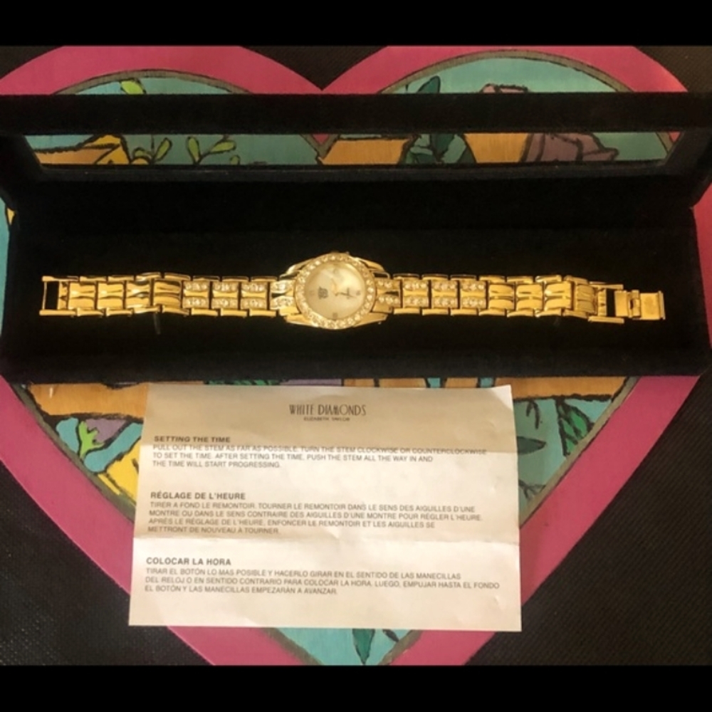 🕘 NWOT Vintage Light Wwight Woman’s Elizabeth Taylor White Diamonds Watch